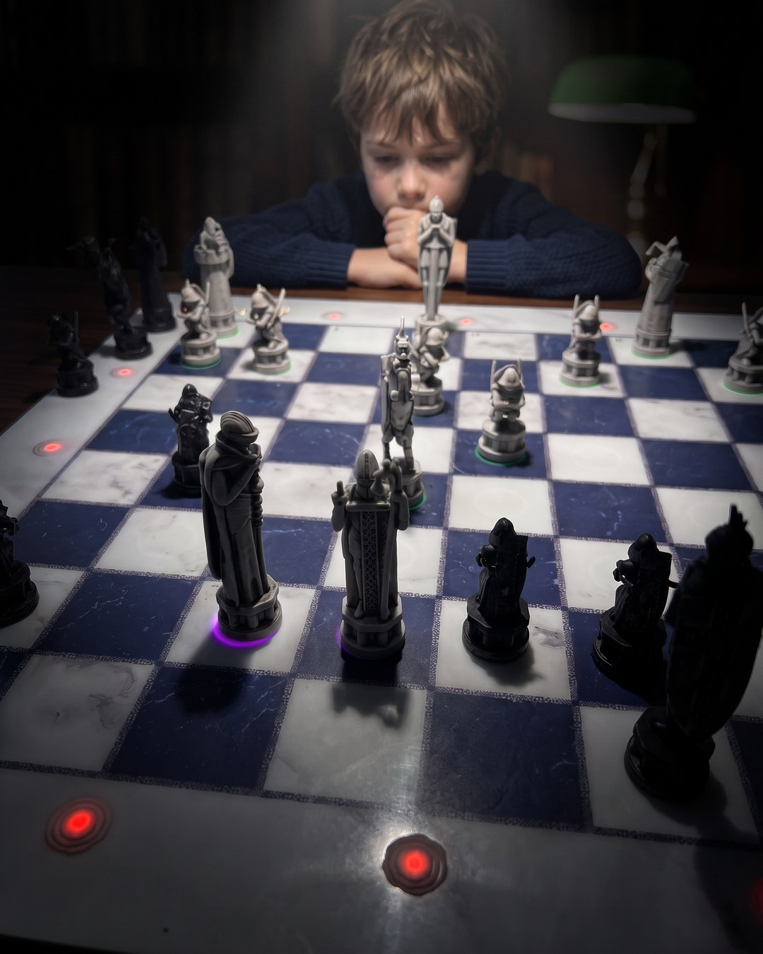 GoChess Wizard, Boy · library · thinking · /spotlight