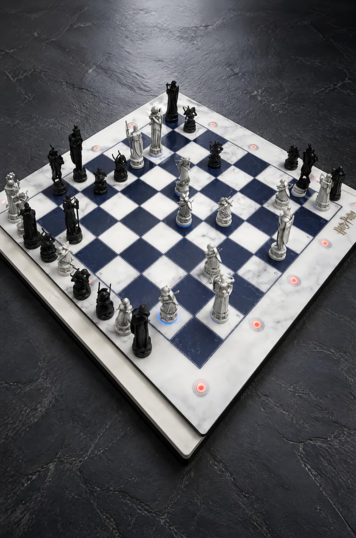 GoChess Wizard, Three-quarter corner
